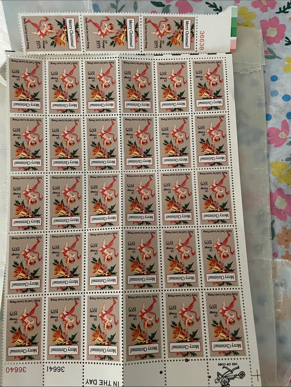 Vintage "Merry Christmas" 1975 Stamp Sheet - Red & Cream